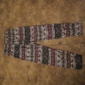Hot kiss patterned leggings flowers elephant size small